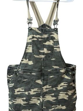 Forever 21+ 3x Camo Overall shorts in Green & Tan